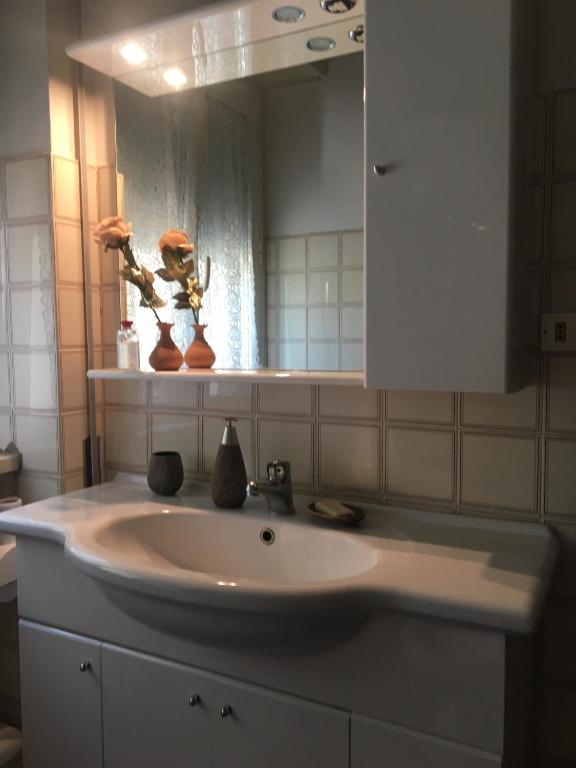 Affittacamere Ferranti tra Caserma e stazione - 9