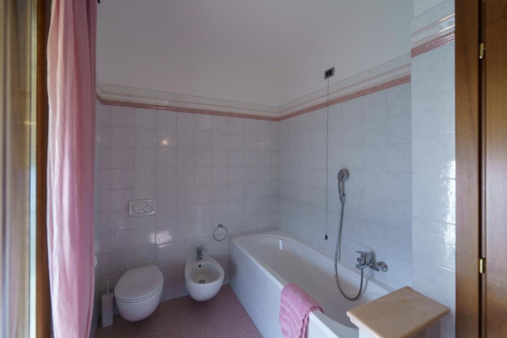 Kúpeľňa v ubytovaní La Casetta Varenna