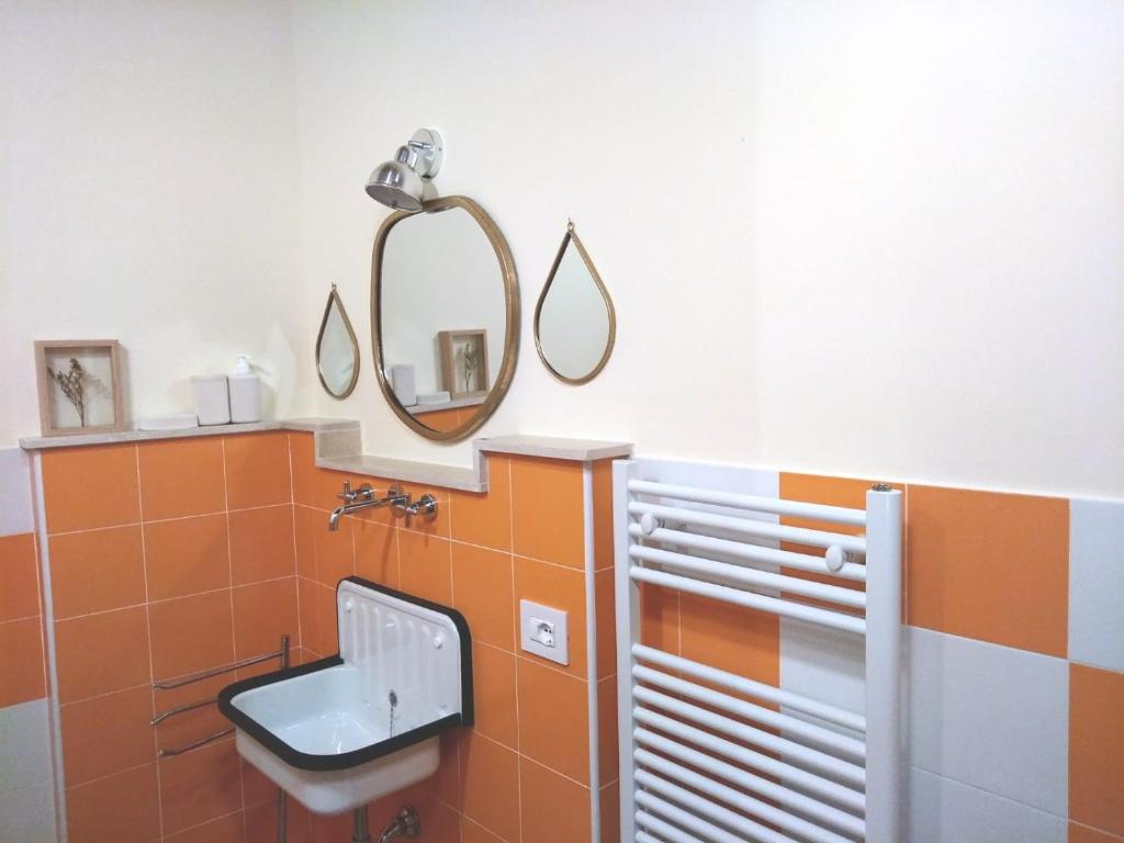 Agriturismo Monte Cologna - Comfort Triple Room