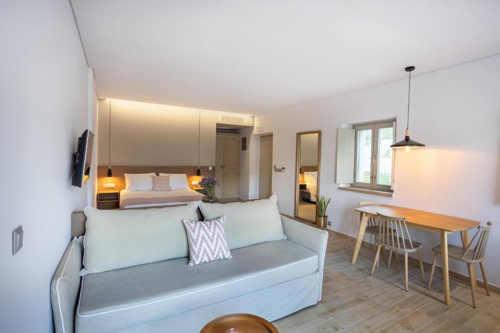 Posezení v ubytování Armantanis Luxury Suites