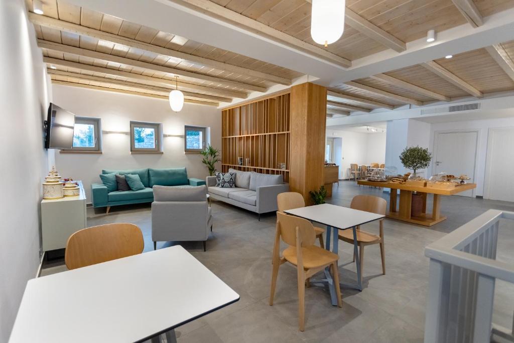 Posezení v ubytování Armantanis Luxury Suites
