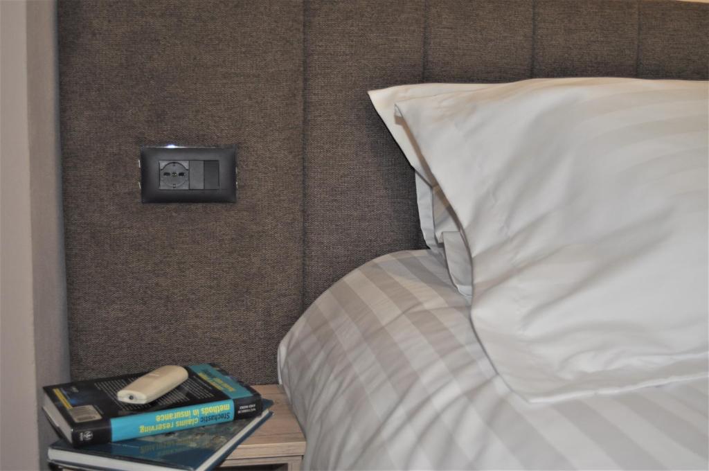 Bliri Executive Suite - Image 2
