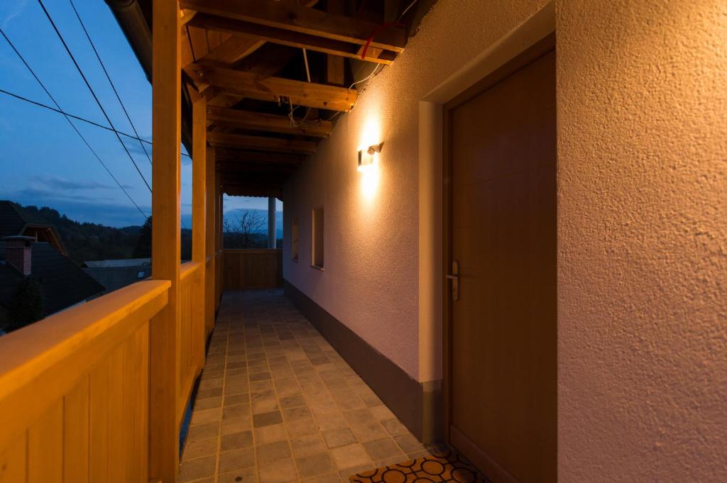 Fotografie z fotogalerie ubytování Holiday Home Planina v destinaci Tržič