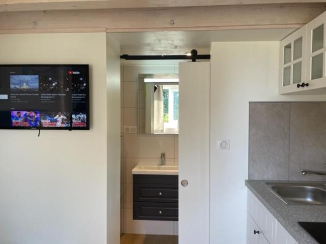 La petite maison d’Orphée - One-Bedroom Apartment