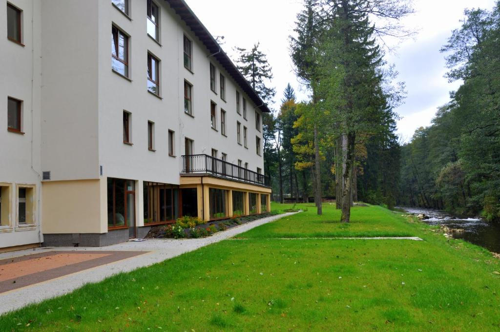 Budova, kde se hotel nachází