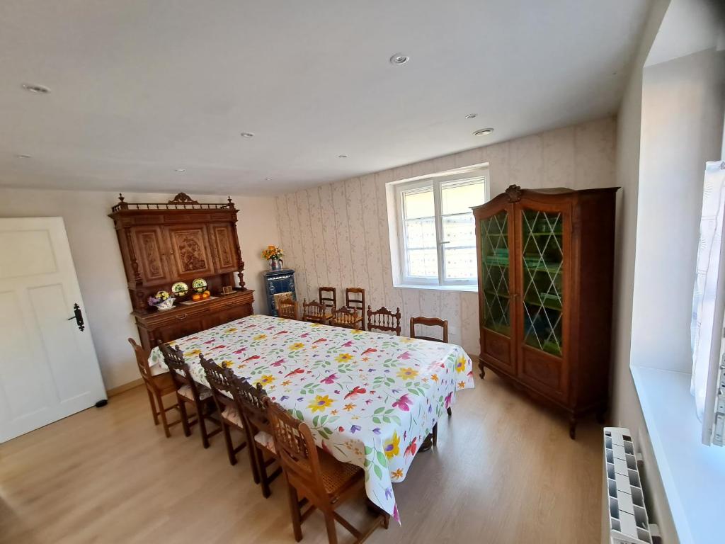 Posezení v ubytování Gîte Faubourg des Pierres