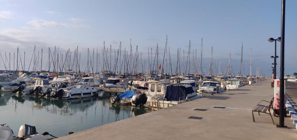 Fotografie z fotogalerie ubytování Apartamento en Canet Playa con Parking y WIFI v destinaci Canet de Berenguer
