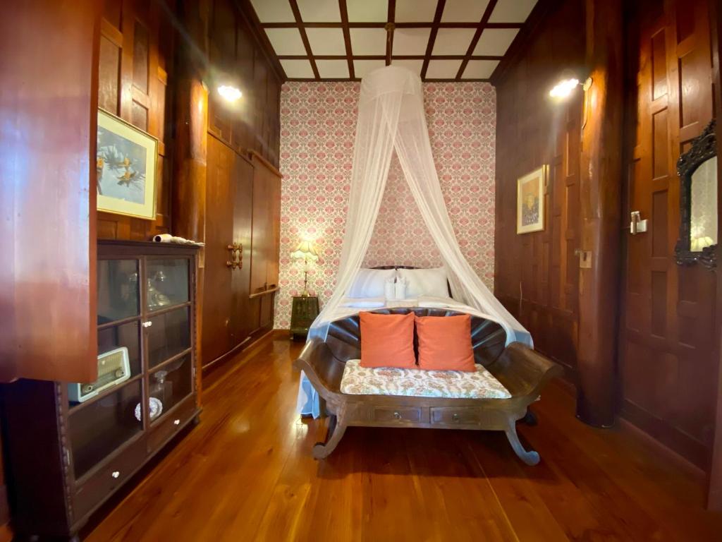 Ayutthaya retreat - 16