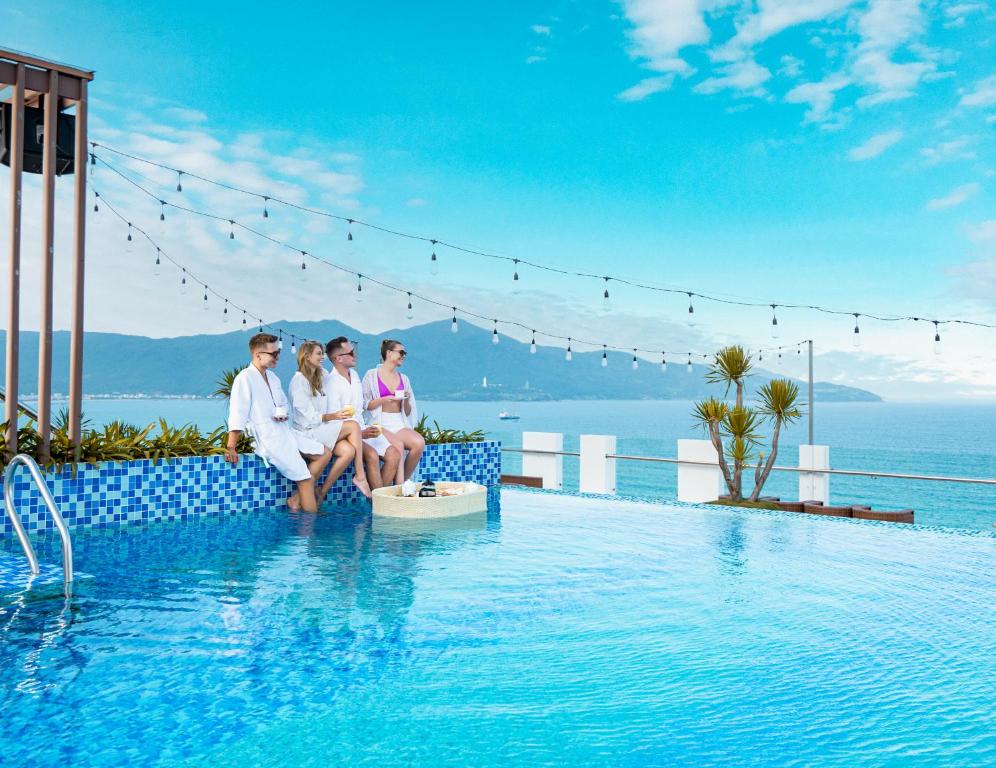 Phong cảnh thiên nhiên gần khách sạn