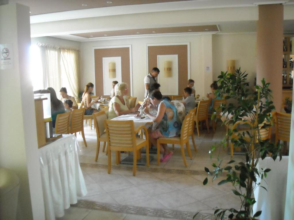Hosté ubytování Iris Hotel