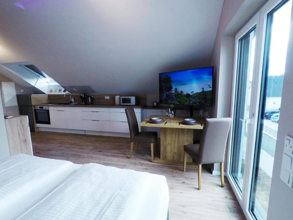 -Neubau- 30qm Dach-Apartment - 3