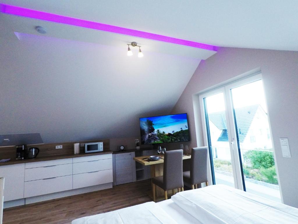 -Neubau- 30qm Dach-Apartment - 2