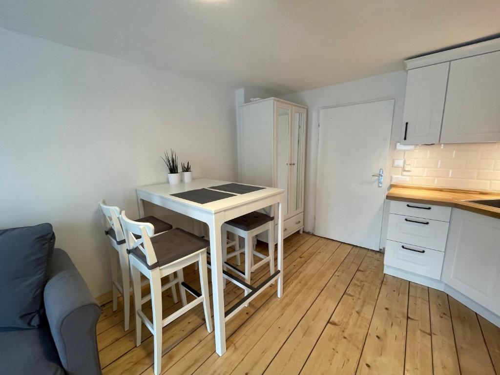 Gulewicz Apartments - 8