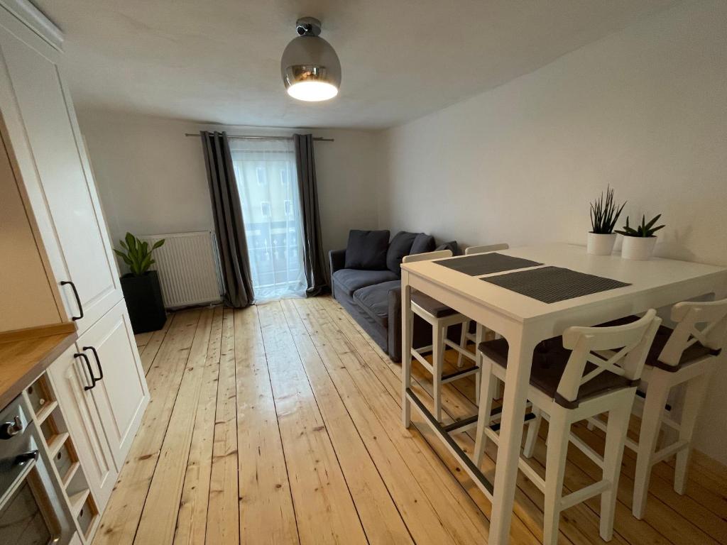 Gulewicz Apartments - 10