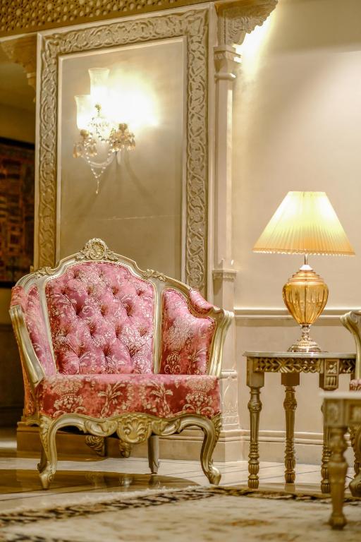Posezení v ubytování Rupal Residency