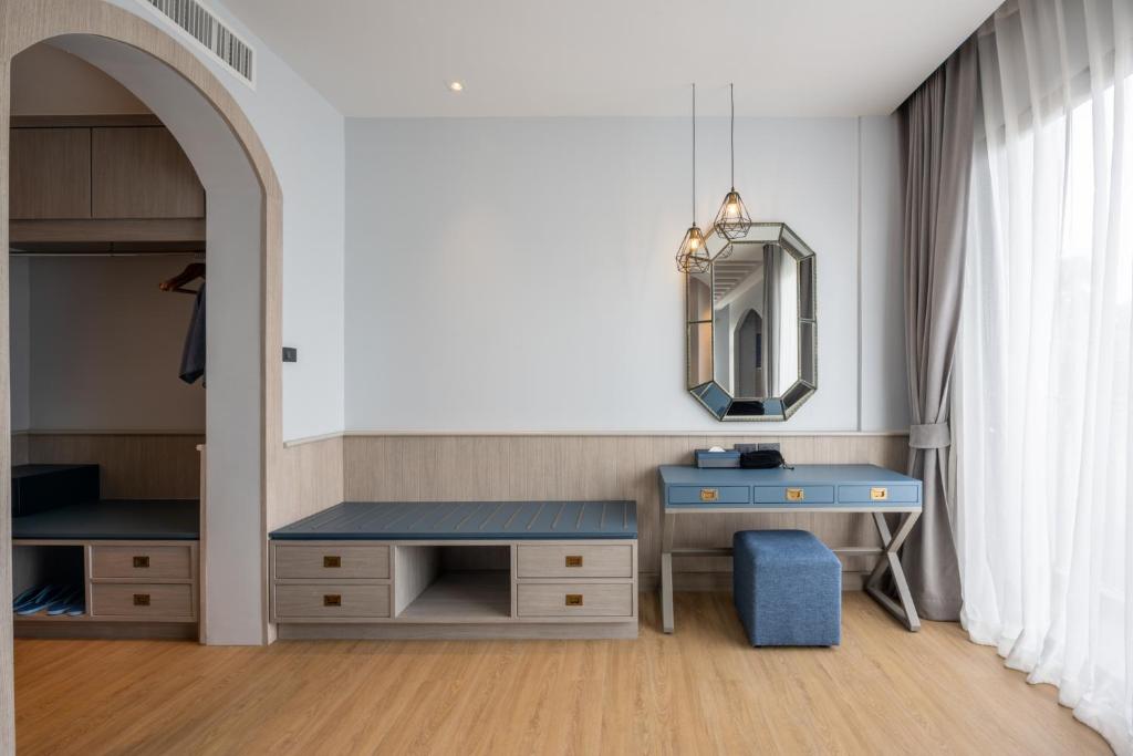 Seabed Grand Hotel Phuket - SHA Extra Plus - Resim 37