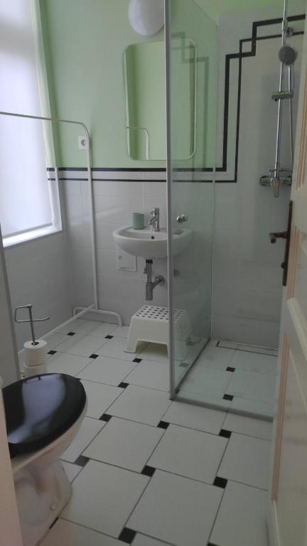 Kúpeľňa v ubytovaní Love, Peace & Easy Living Apartment