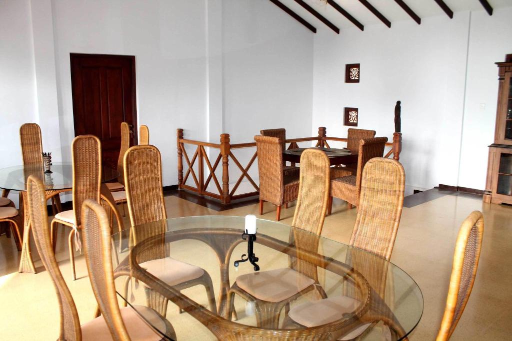 Posezení v ubytování Solomon Beach Hotel