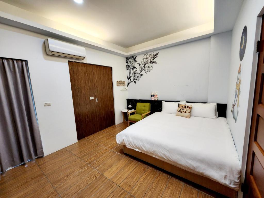 Tongxinyu Homestay - Queen Room With Balcony