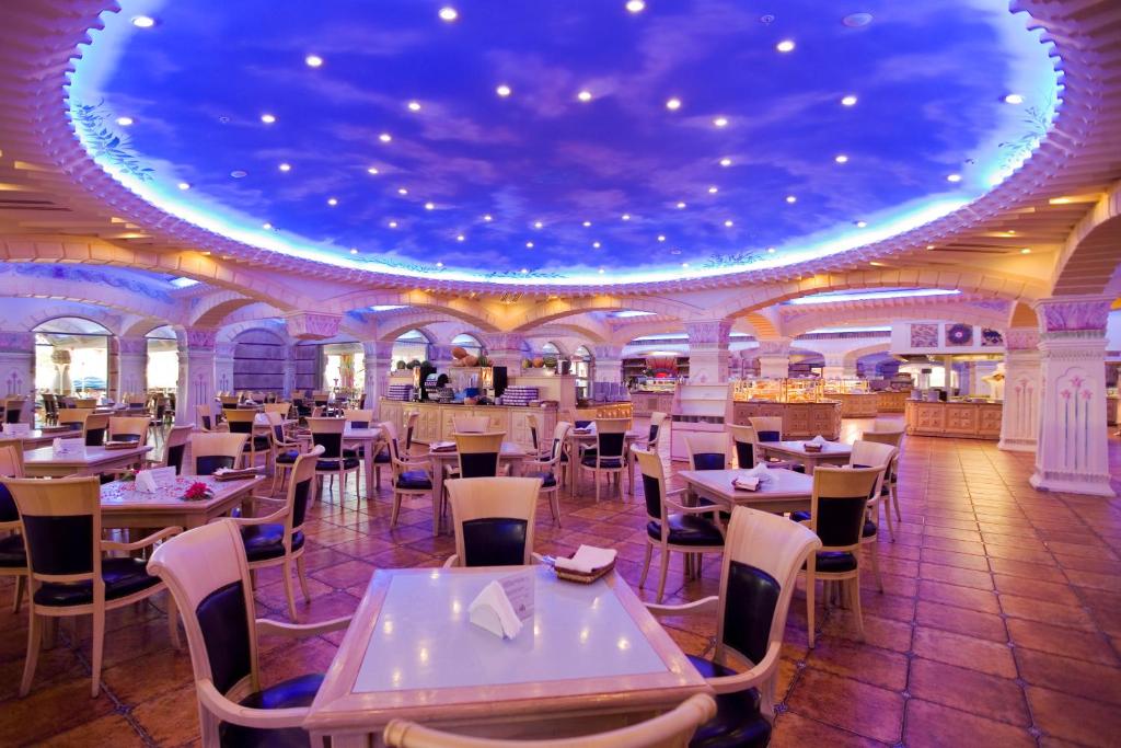 Restaurace v ubytování Kamelya Aishen Club & Aqua Ultra All Inclusive Kids Concept