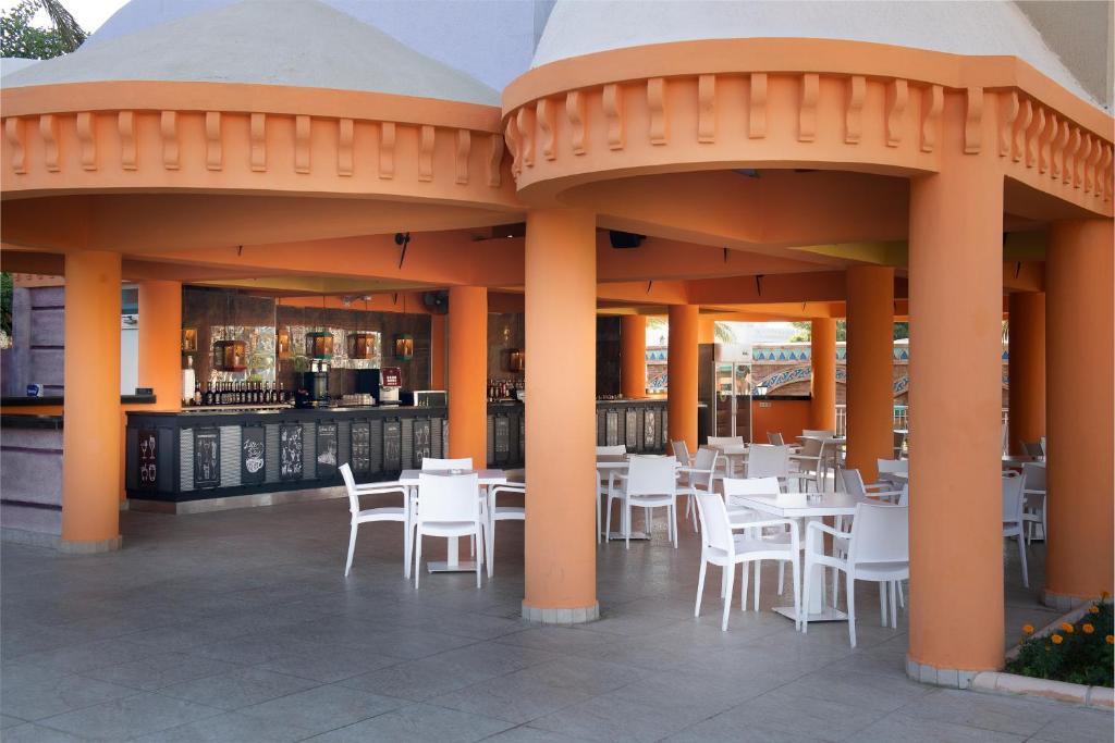 Restaurace v ubytování Kamelya Aishen Club & Aqua Ultra All Inclusive Kids Concept