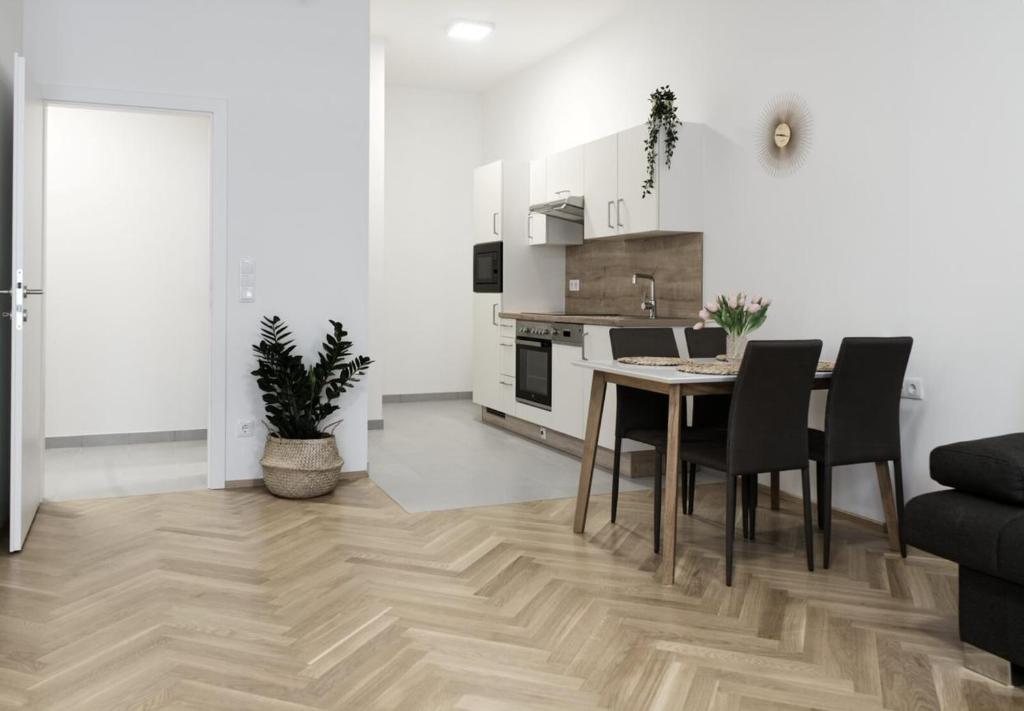 AAA All About Apartments - 11