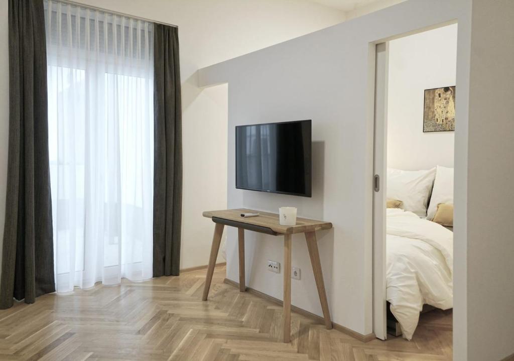 AAA All About Apartments - 9