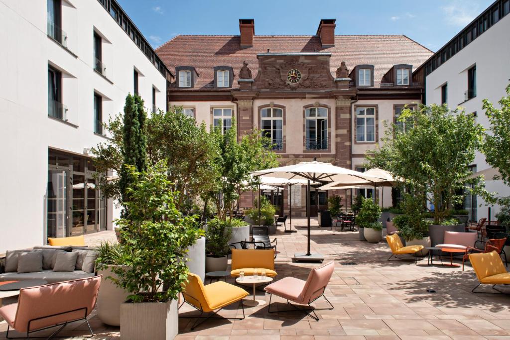 Gallery image of Hôtel LÉONOR the place to live in Strasbourg