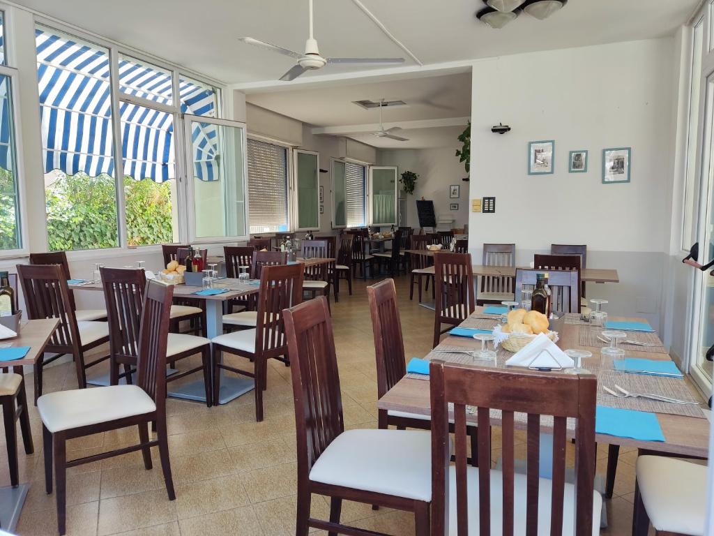 Restaurace v ubytování Albergo Conca d'Oro