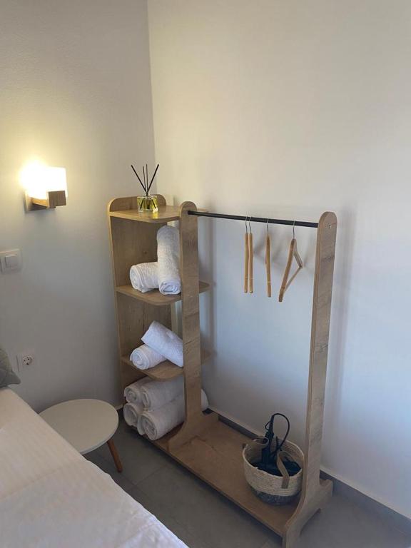 Postel nebo postele na pokoji v ubytování Mitseas Studios