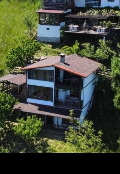 Александрова вила 2 - Maison De Cinq Chambres