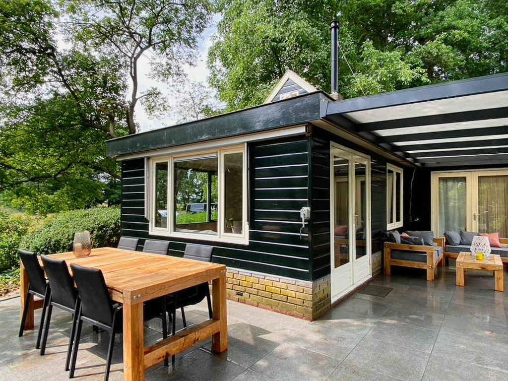 Idyllic house with 360 view of nature - Three-Bedroom House