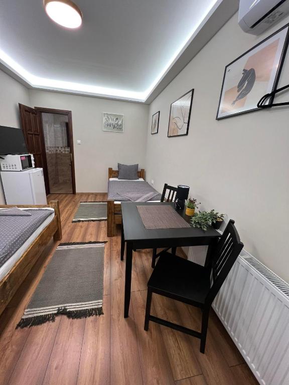 Pálma Apartmanok Szálláshely Százhalombatta 4a - Habitación Gemela Estándar