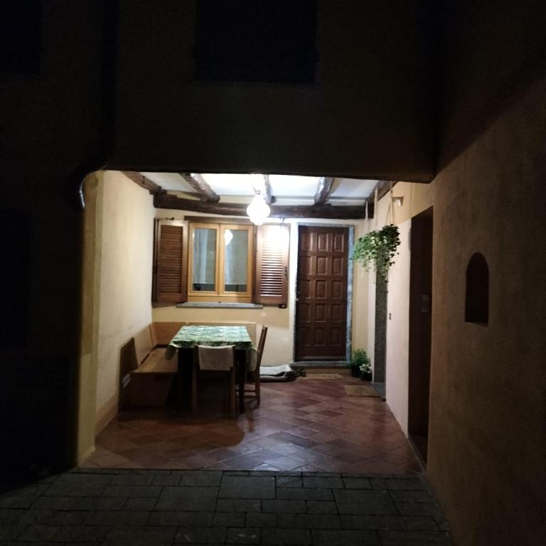 Zdjęcie z galerii obiektu Casa Rina w mieście Nesso