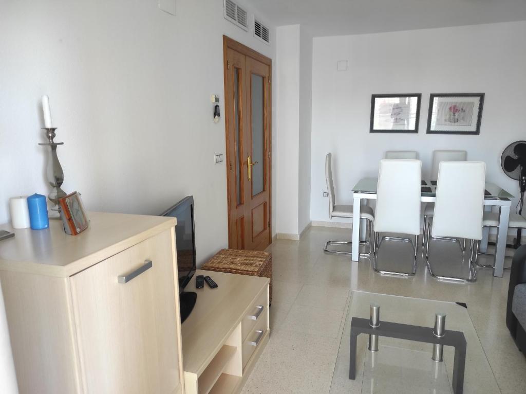 Apartment San Remo Beach, Benidorm, Spain - Booking.com