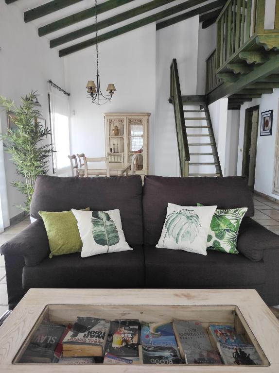 Posedenie v ubytovaní CERCADO DEL MEDIO, CHALET con PISCINA PRIVADA