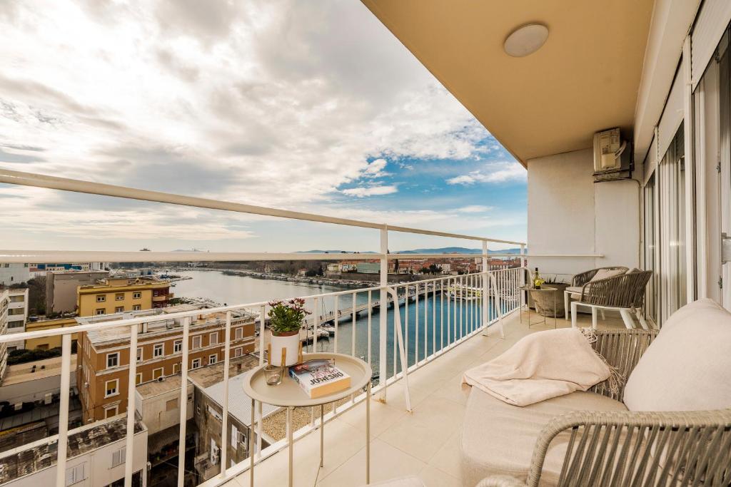 Balkón alebo terasa v ubytovaní URBAN LUXURY APARTMENT