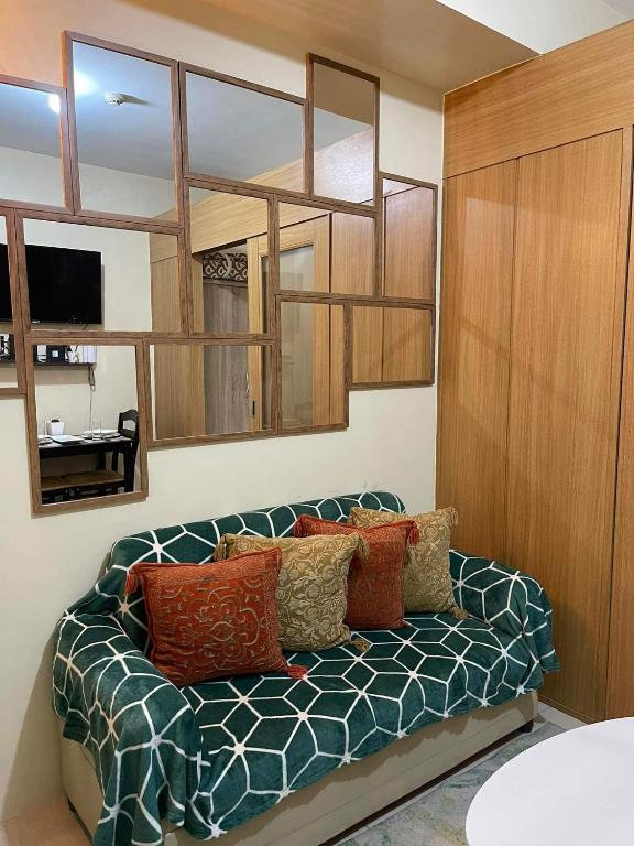 SHELL Residences MOA Pasay City by darpm - Apartment With Balcony