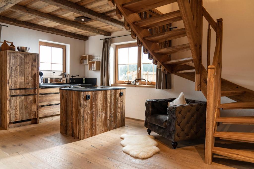 Kuchyň nebo kuchyňský kout v ubytování Wochenbrunner Chalets