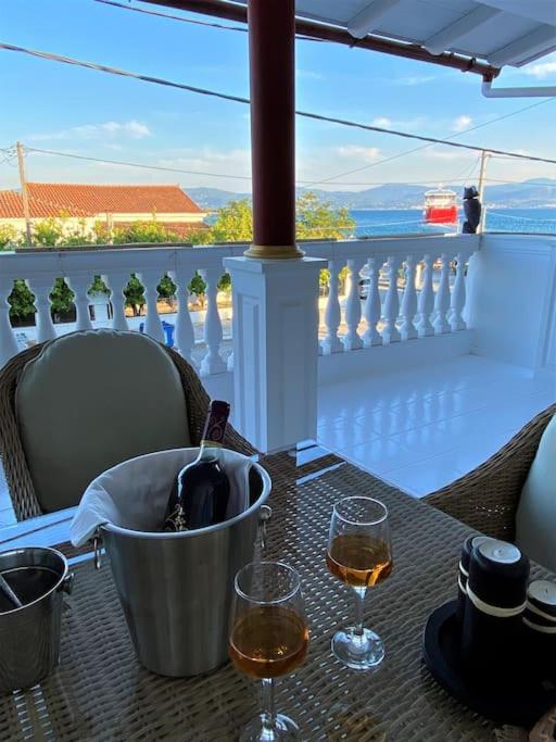 Oasis Grand House-large balcony with sea view - Three-Bedroom House
