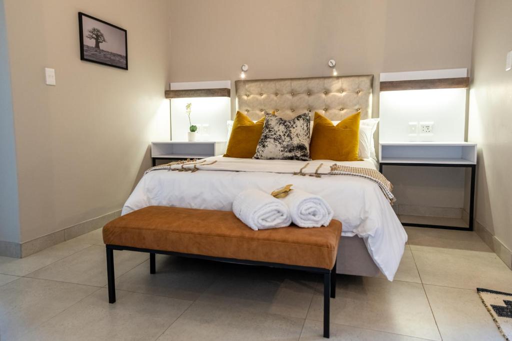 Summer PALACE Guesthouse - 
