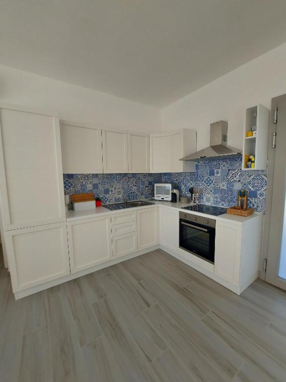 Kuchnia lub aneks kuchenny w obiekcie Villa Sara