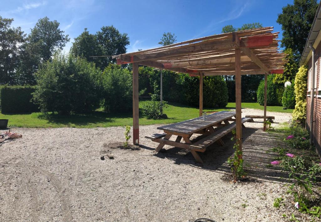 Zahrada ubytování B&B in woonboerderij vlakbij Lemmer