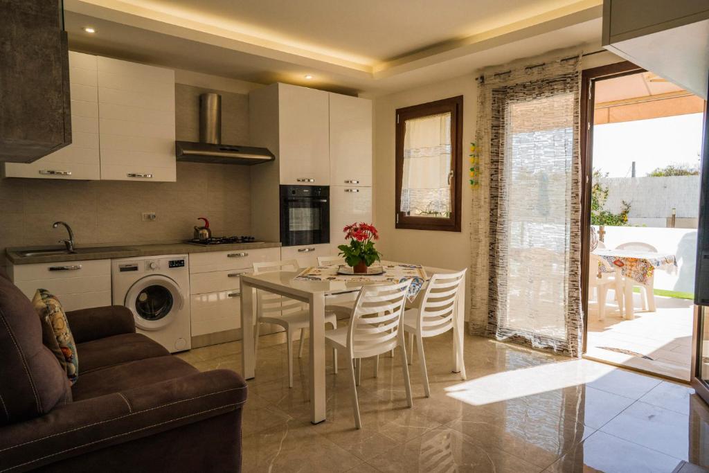 Kuchyňa alebo kuchynka v ubytovaní Villa Le Mimose