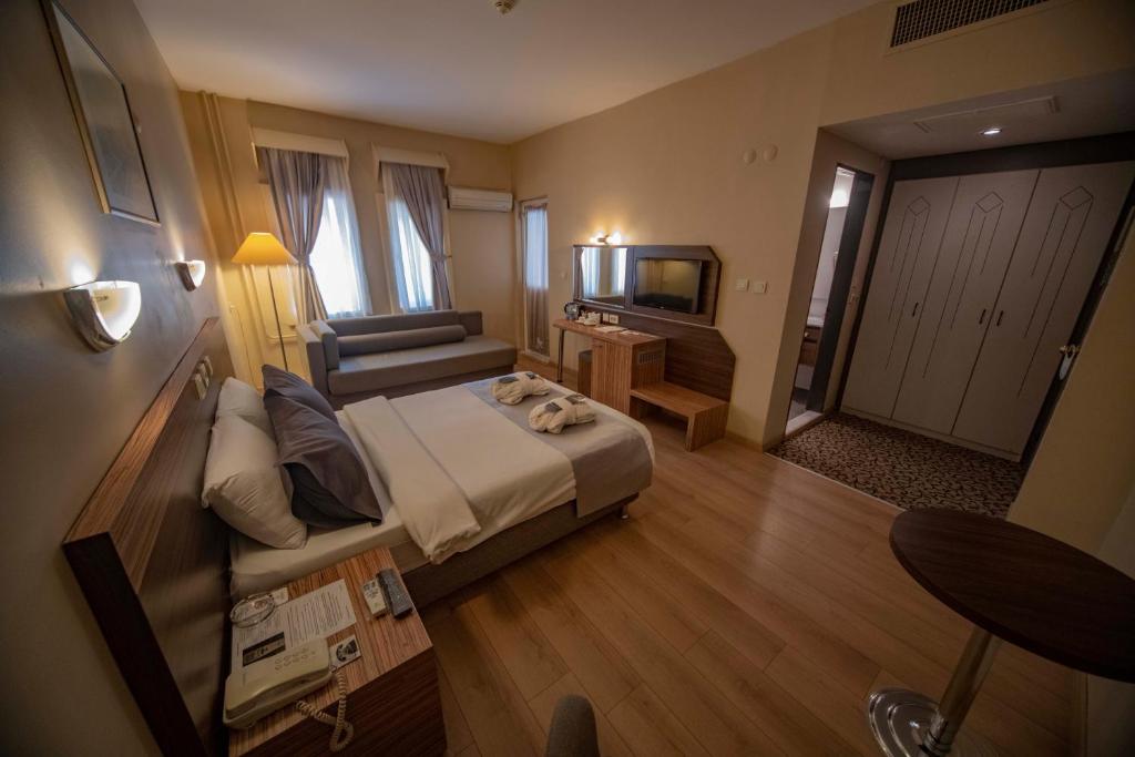 Herakles Thermal Hotel - Comfort Triple Room