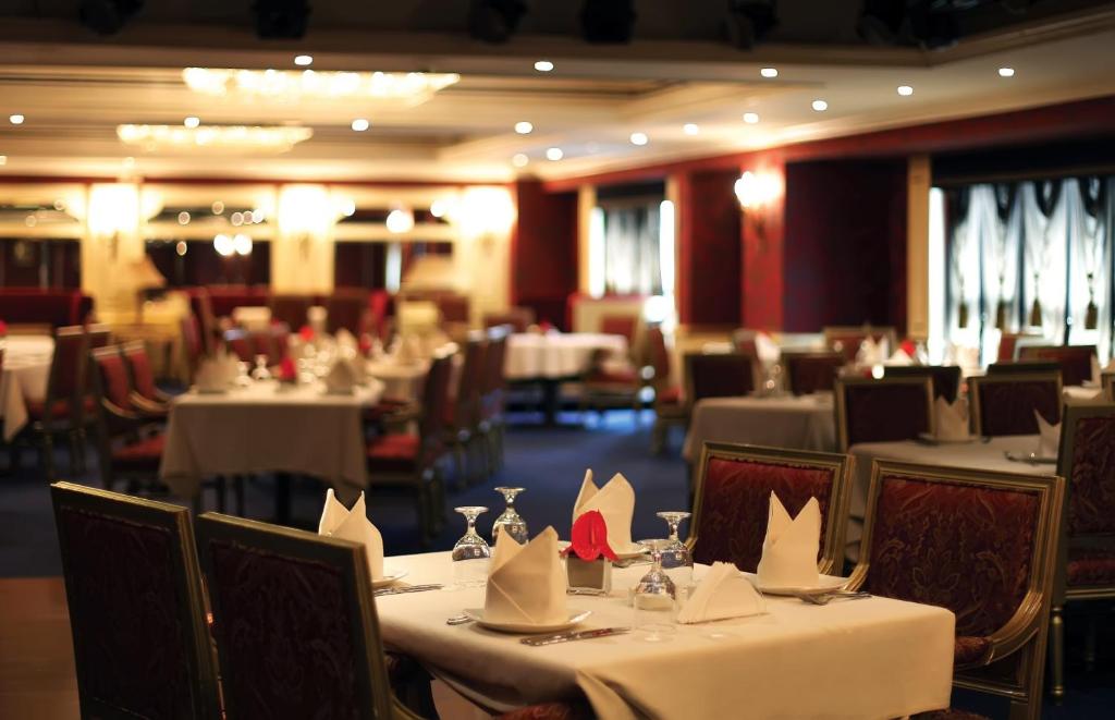 Restaurace v ubytování Moscow Hotel