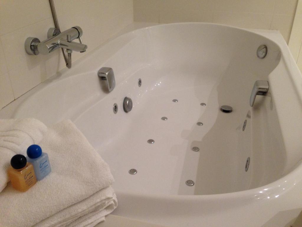 Hotel Checkin Valencia Ciscar, Picanya – Aktualisierte Preise ...