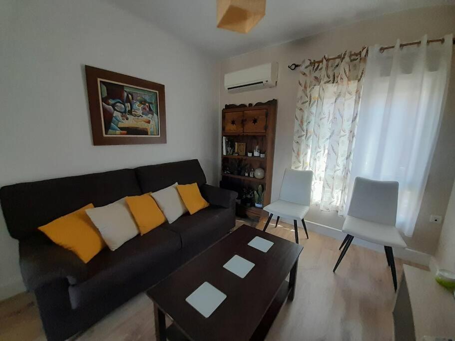 ACOGEDOR PISO DE 2 HABITACIONES EN GRANADA, Granada – Precios ...