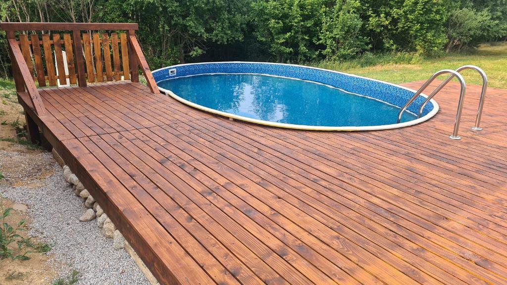 Bazén v ubytování Apartmany Tatrio nebo v jeho okolí