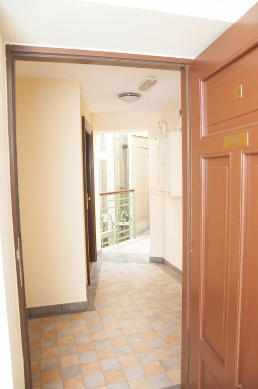 Red Brick Apartments - Resim 3